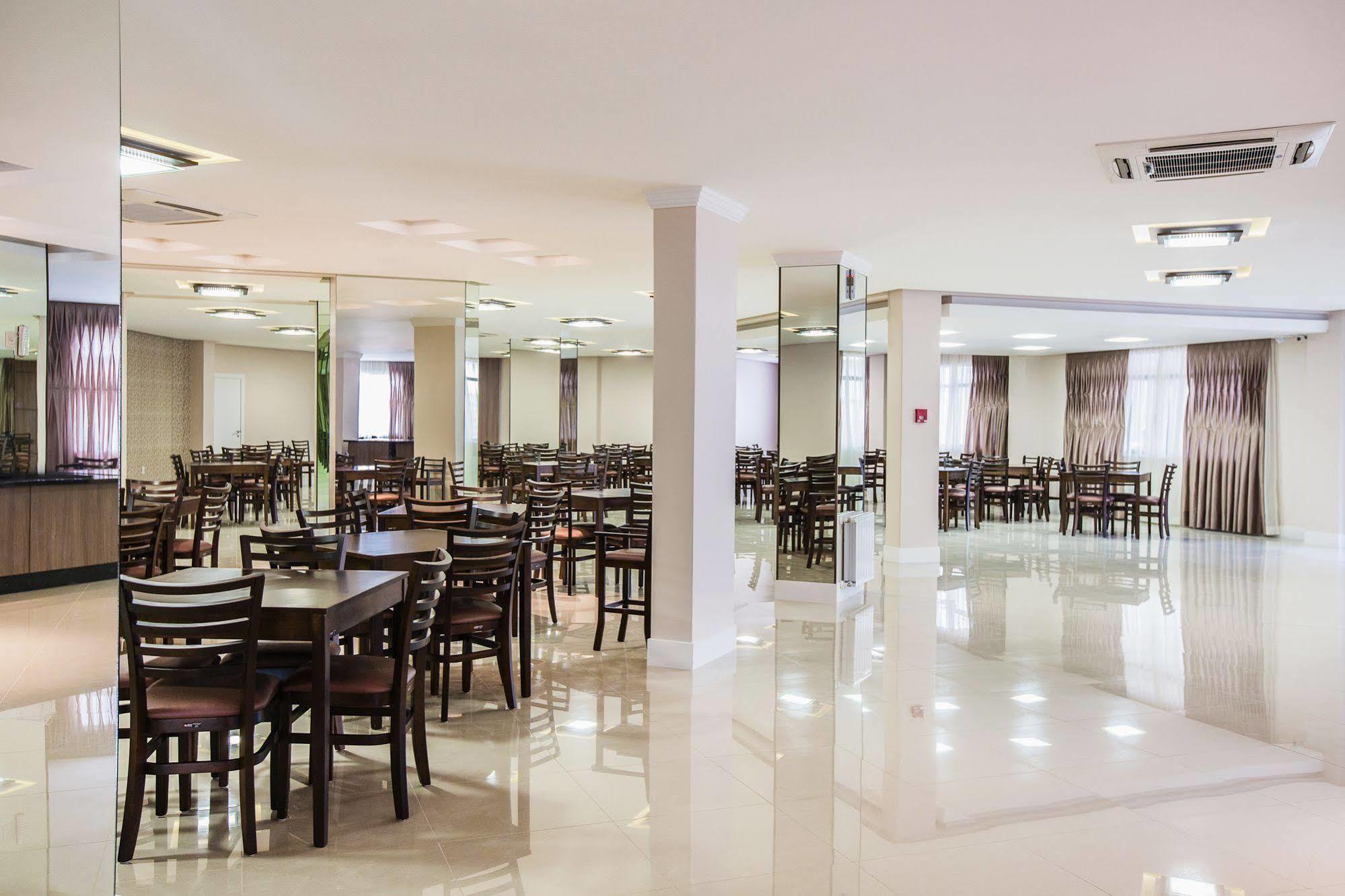 קוריטיבאנוס Gaboardi Park Hotel מראה חיצוני תמונה