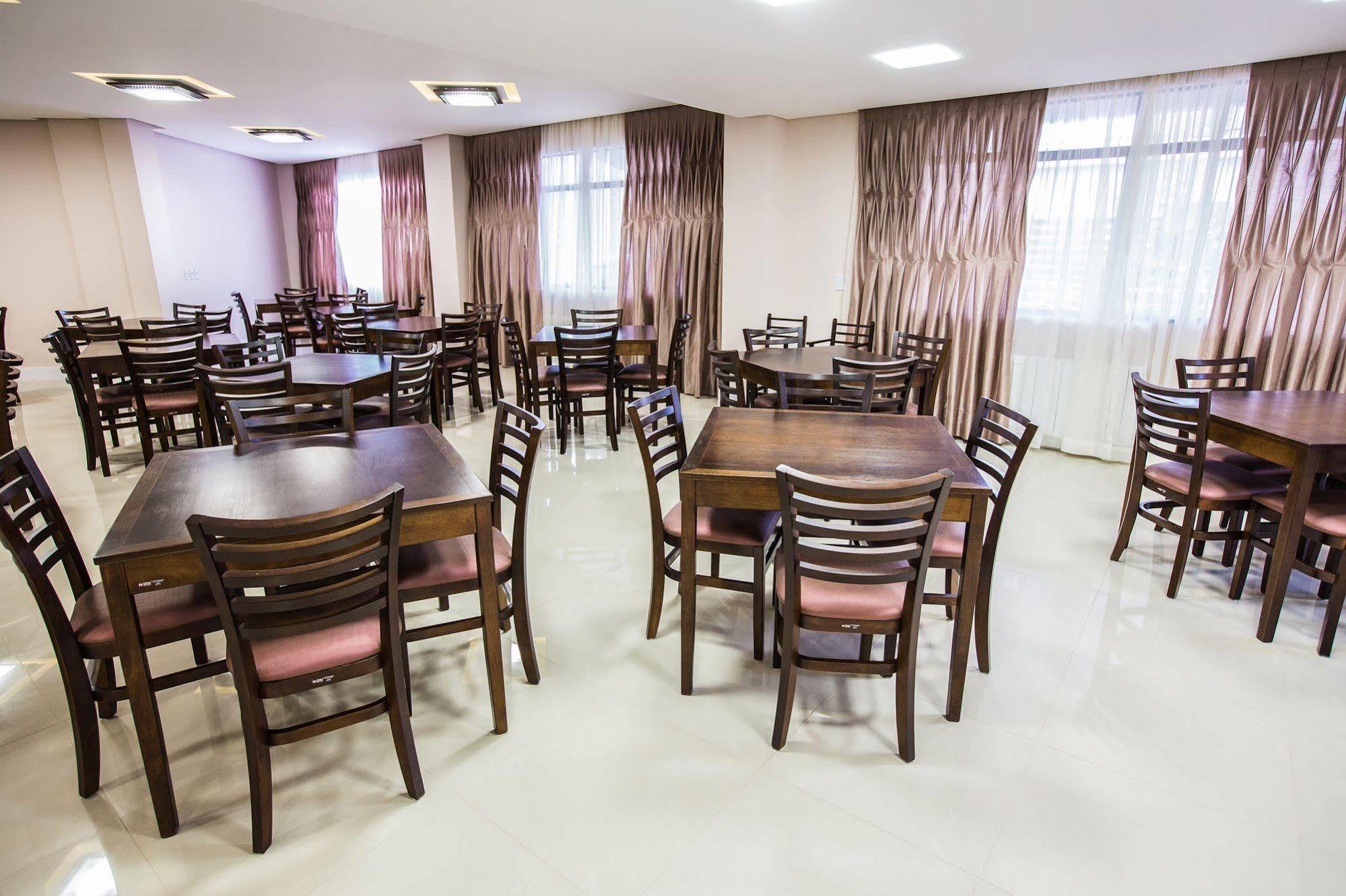 קוריטיבאנוס Gaboardi Park Hotel מראה חיצוני תמונה